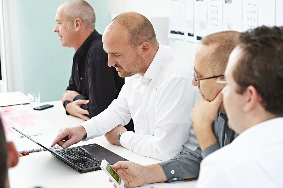 Folge Deinen Fähigkeiten! In unserem Team kannst Du Dich mit dem einbringen, was Dir am meisten liegt. Ob Online-Projekt, neue Technologien oder uns selbst, Entwicklung ist unsere Passion.